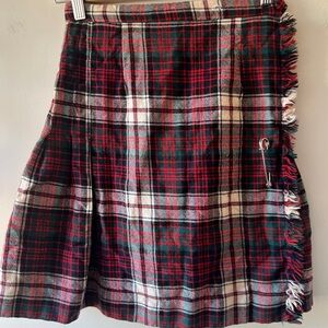 Highland Queen Made in Canada Plaid Pleated Silt Style Skirt Vintage 6 Wool GUC